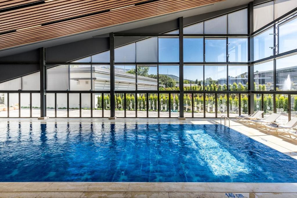 The Fortyfive Business Hotel & Spa Manisa Exteriör bild