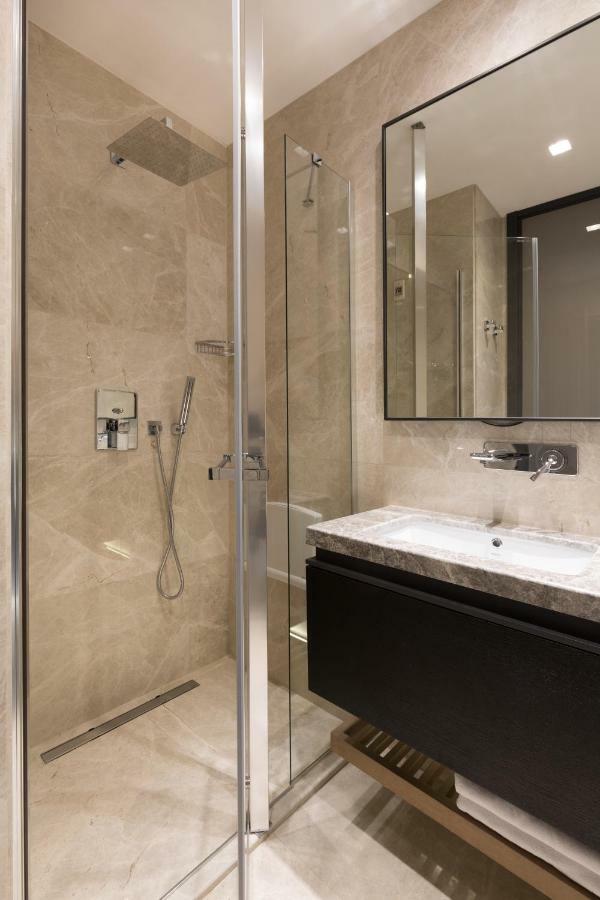 The Fortyfive Business Hotel & Spa Manisa Exteriör bild