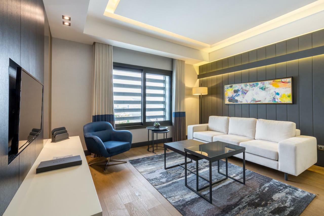 The Fortyfive Business Hotel & Spa Manisa Exteriör bild