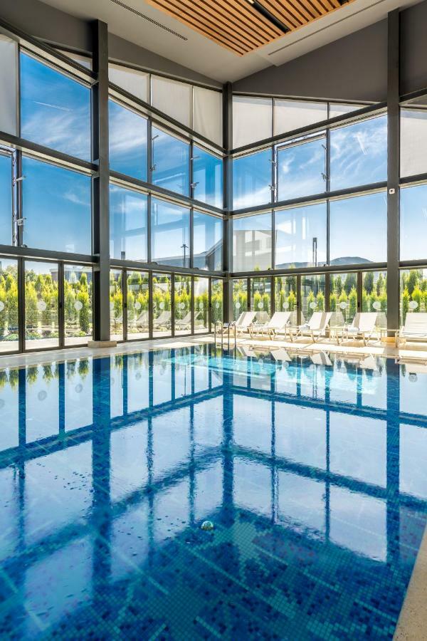 The Fortyfive Business Hotel & Spa Manisa Exteriör bild