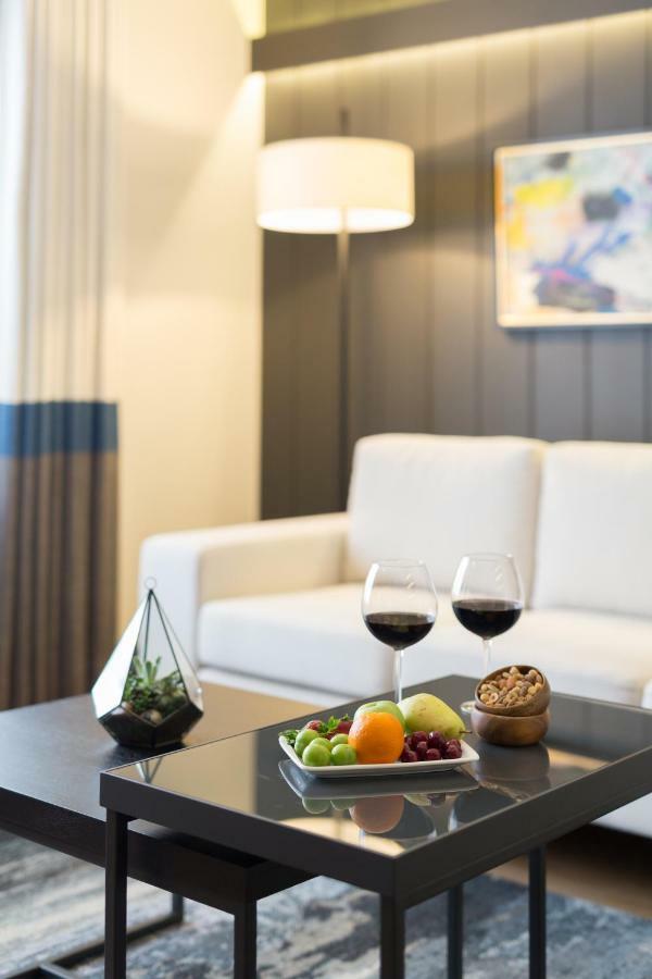The Fortyfive Business Hotel & Spa Manisa Exteriör bild
