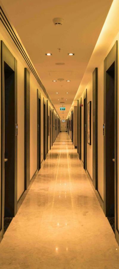The Fortyfive Business Hotel & Spa Manisa Exteriör bild
