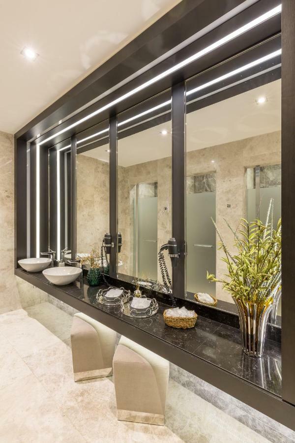 The Fortyfive Business Hotel & Spa Manisa Exteriör bild